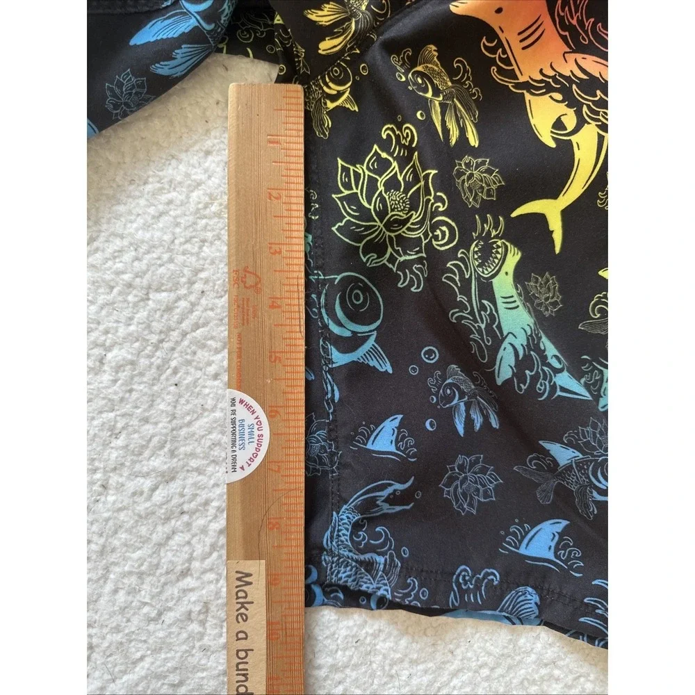 Hurley Koi Fish Mens Size 20/30 Waist Swim Board  Shorts Surf Beach Pockets